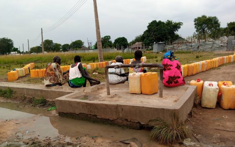 IDPs ‘forced’ to drink flood water