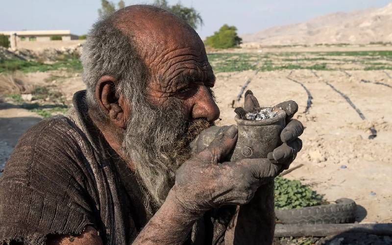 ‘World’s dirtiest man’ dies shortly after taking first bath in over 60 years